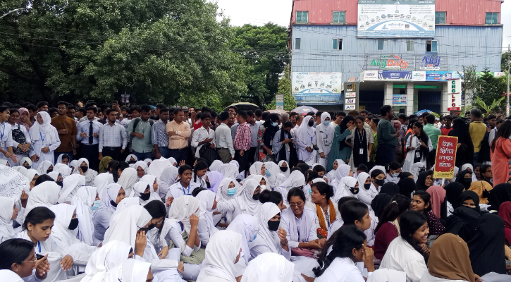 কারিগরি শিক্ষার্থীদের আন্দোলনে শিক্ষকদের সংহতি